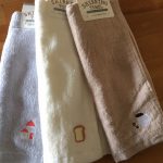 【100円】ナチュラル可愛いフェイスタオルが100円で買える。