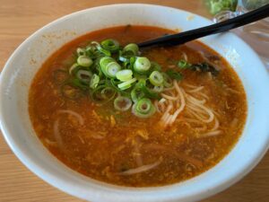 【冷食】酸辣湯麺サンラータンメン