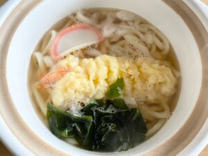 【冷食】キンレイお水がいらない海老天うどん