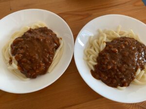 【簡単調理】かけうま麺用ソースジャージャー麺の素と坦々麺の素