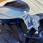 【楽天】レインポンチョ顔の雨よけあり、リュック対応のレインポンチョ